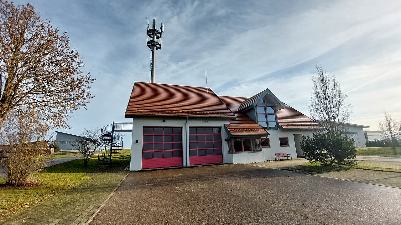 Helden der Feuerwehr werden zu Ehrenmitgliedern!