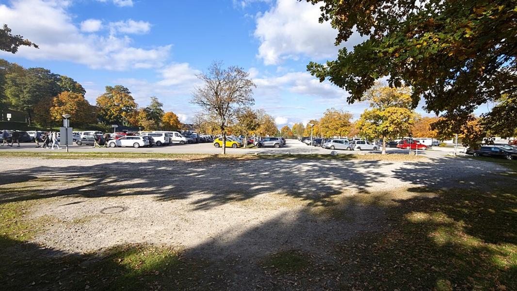 Parkplätze und Balkone bekommen grünes Licht