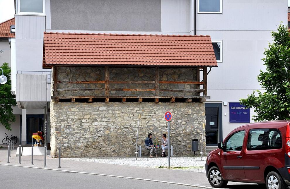 Gehweg und Halteverbot in Münsingen Hauptstraße