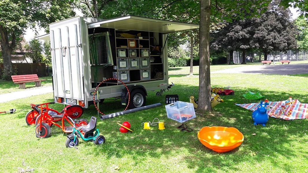Spielmobil bringt Spaß und Bewegung in Markdorf