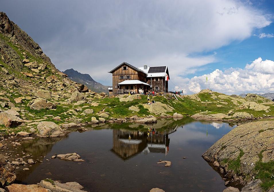 Dach der Holzmacherhütte in Maulburg erneuert