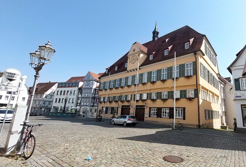 Nürtingen startet Gesprächsaktion Politik auf 13 m²