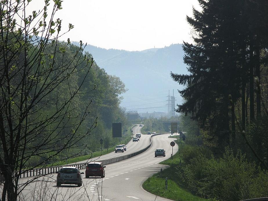 Autobahnzubringer Oberndorf sperrt Freitag bis Samstag