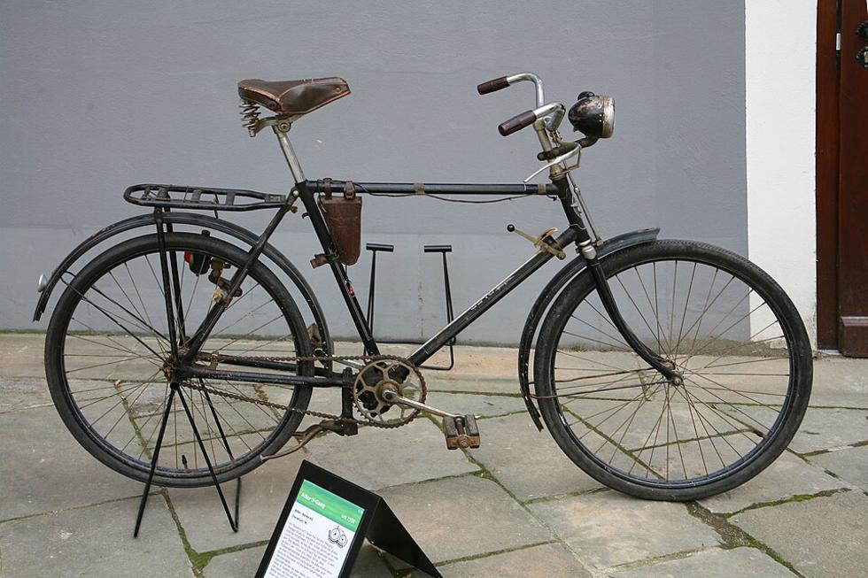 Diebe stehlen Schmuck in Gerchsheim und Fahrrad