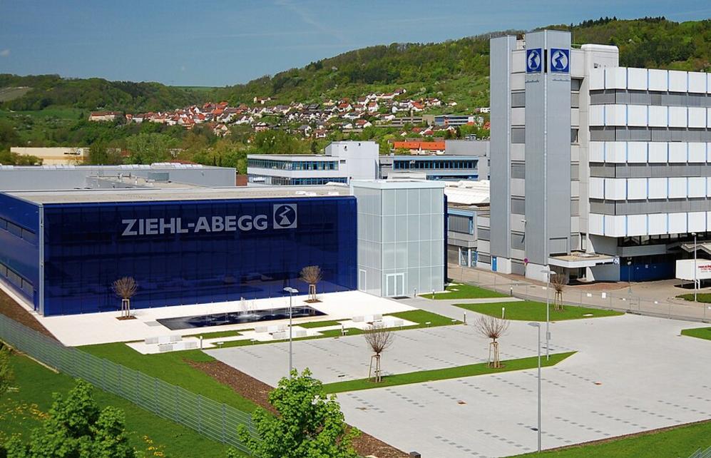 Unfallfluchten beschädigen zwei Autos in Künzelsau