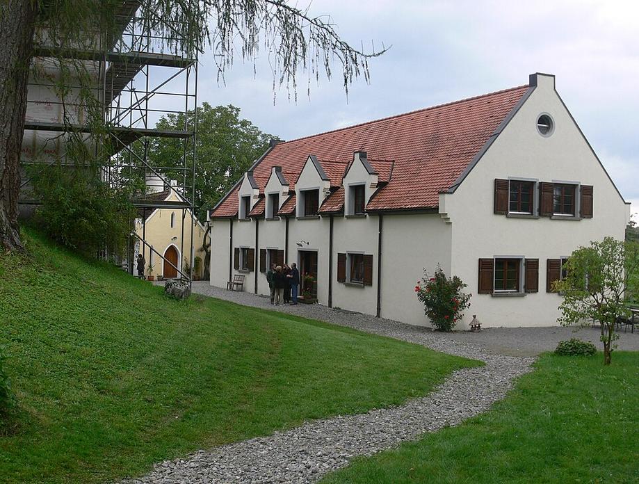 Stadt verkauft Gebäude in Oberhofen für Gastronomie