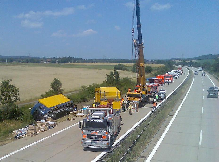 Vier Verletzte bei Unfall auf A96 bei Neuravensburg
