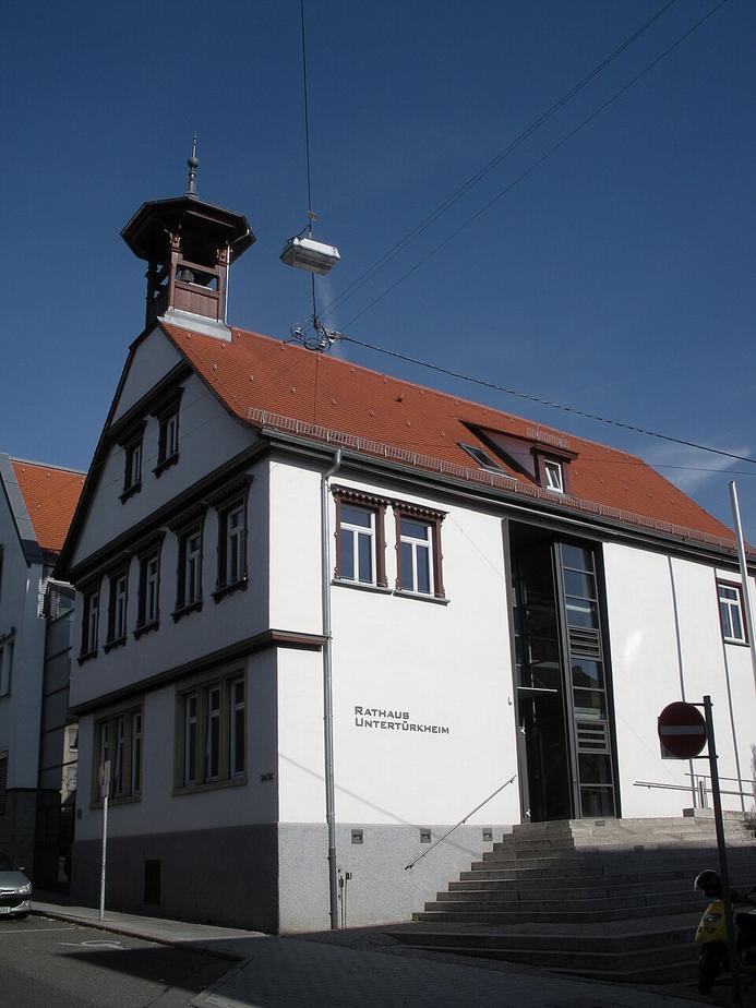 33-Jähriger in Untertürkheim schwer verletzt