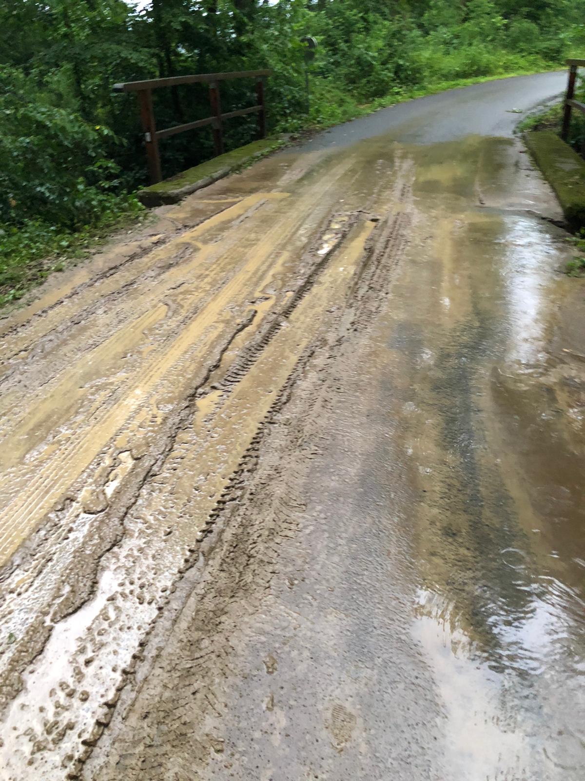 So schützt du dich bei Unwetter und Gefahrensignalen