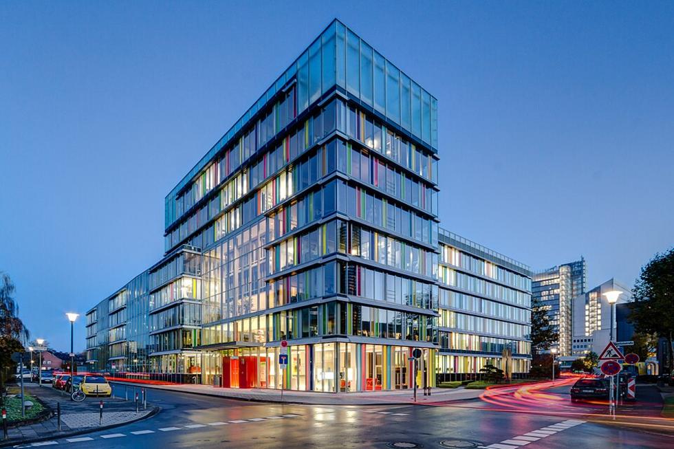 Landesverwaltung stellt 5 Schwerbehinderte