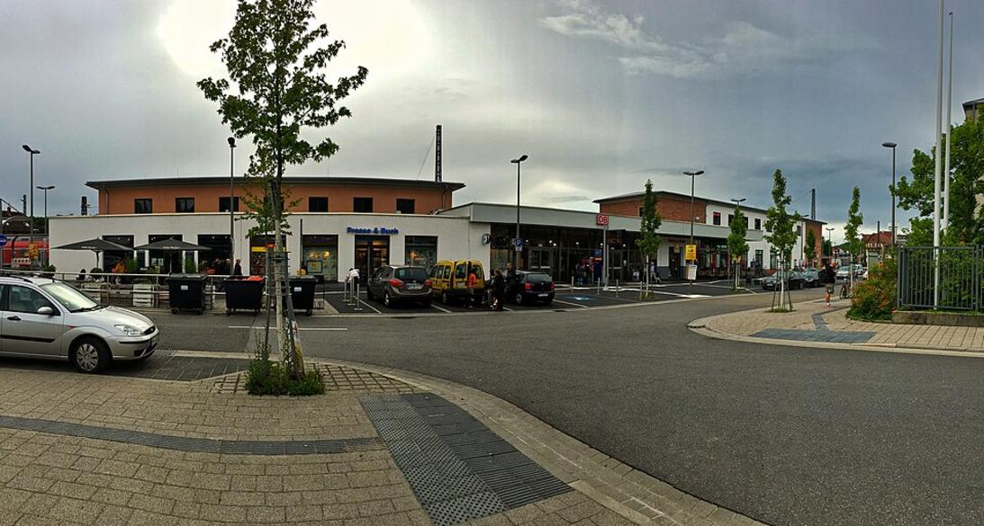 34-Jähriger greift Zugbegleiterin in Weinheim an