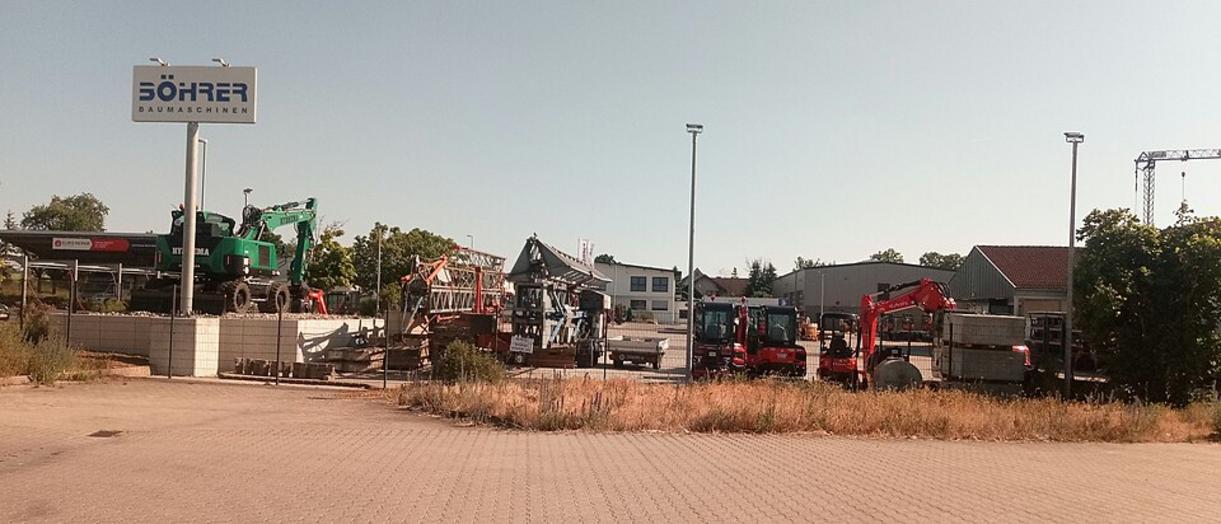 Diebe stehlen Diesel und Baumaschinen in Denzlingen