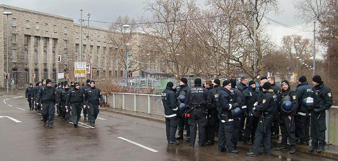 Polizei stoppt über 16.000 Raser in Baden-Württemberg