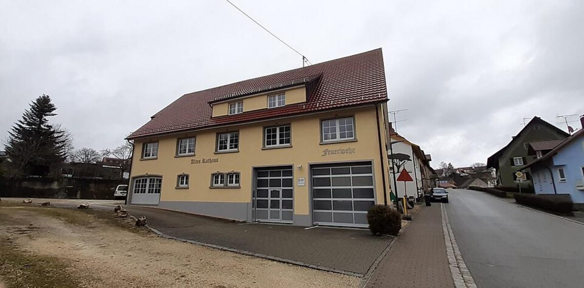 Feuerwehr Eigeltingen rettet Frau nach Unfall