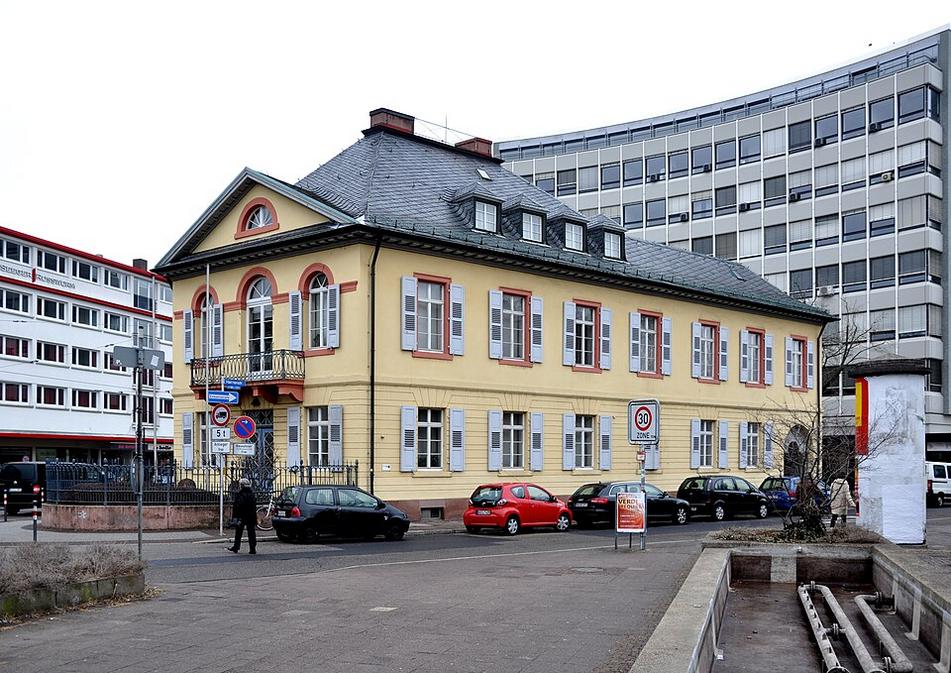 Polizei sucht Zeugen nach Einbruch in Rheinstetten