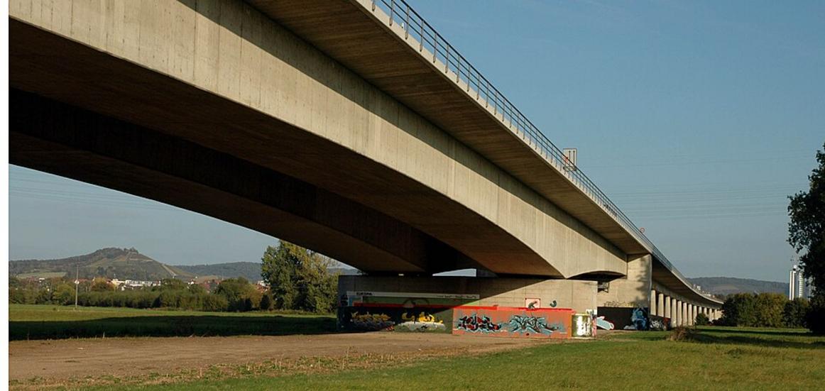 Polizei kontrolliert 370 Fahrzeuge auf A6 bei Heilbronn