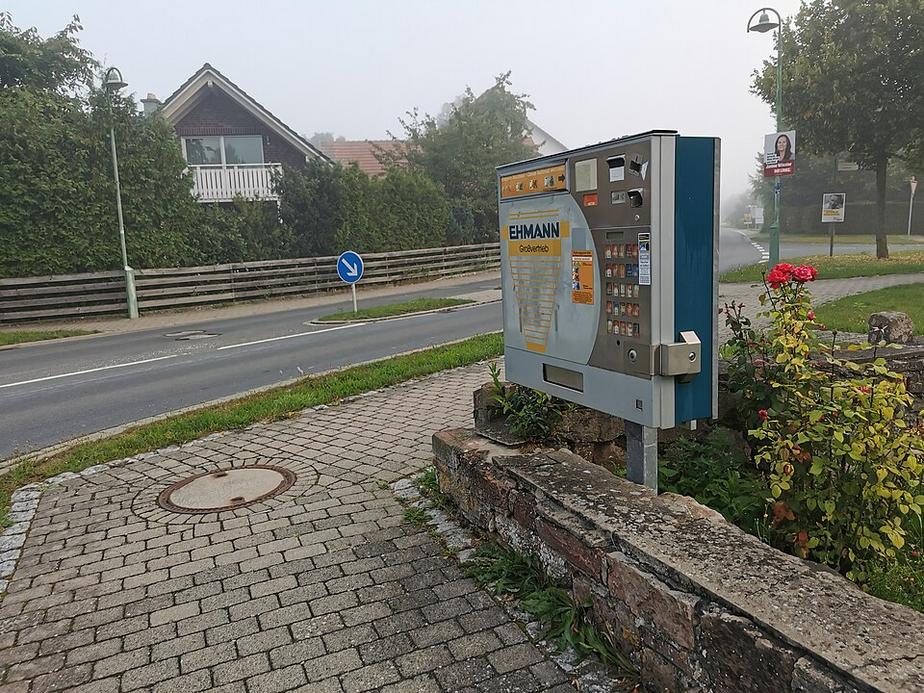 Unbekannte brechen Zigarettenautomat in Markgröningen