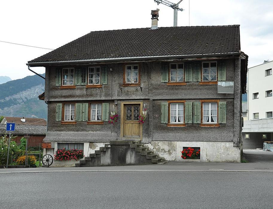 Einbrecher stehlen 1.000 Euro in Egenhausen