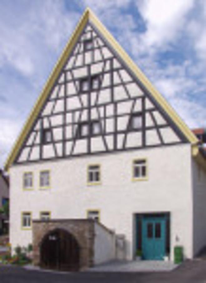 Sonderausstellung im Württemberg-Haus Beutelsbach: SchauMal - DenkMal Die Sanierung historischer Häuser in Weinstadt