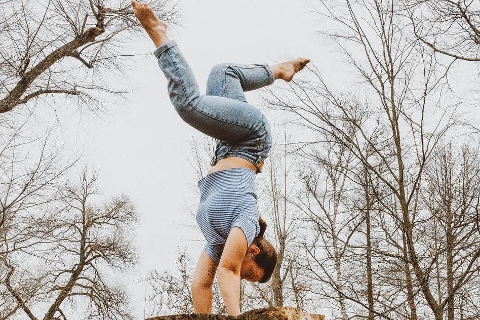 Handstand & Movement Play