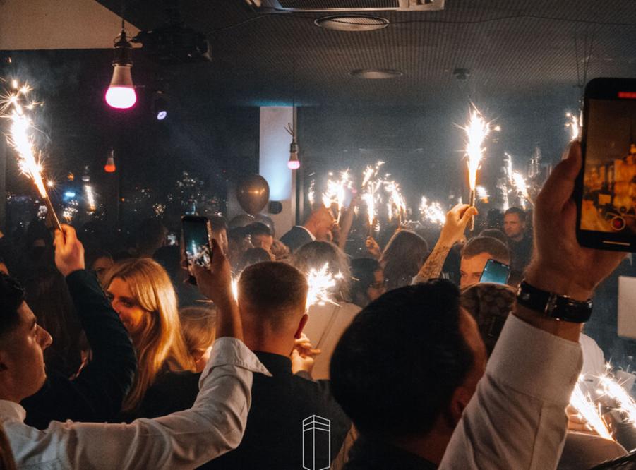 Skybar Silvester Gala - open bar Party!