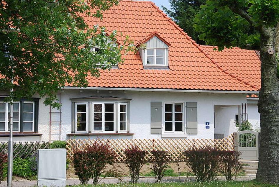 Wohnen wie vor 100 Jahren im Zeppelindorf: Haus- und Gartenführung