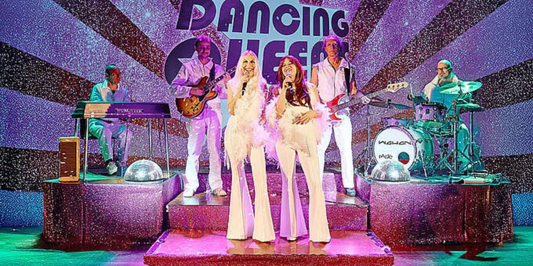TOP Dancing Queens & Band „live and kicking“ – A Tribute to ABBA