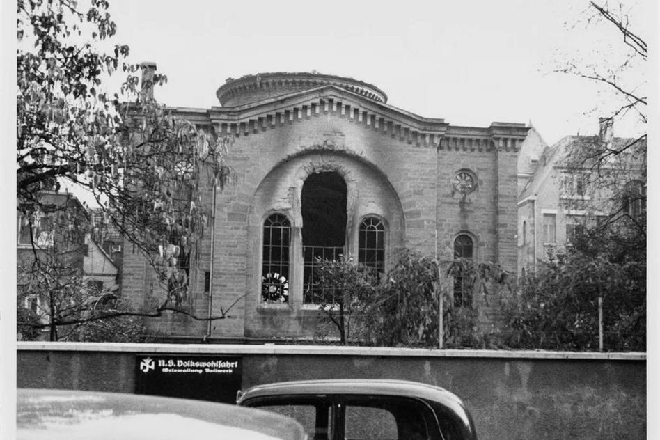 Pogromnacht in Stuttgart. Das Foto der brennenden Synagoge und seine Geschichte